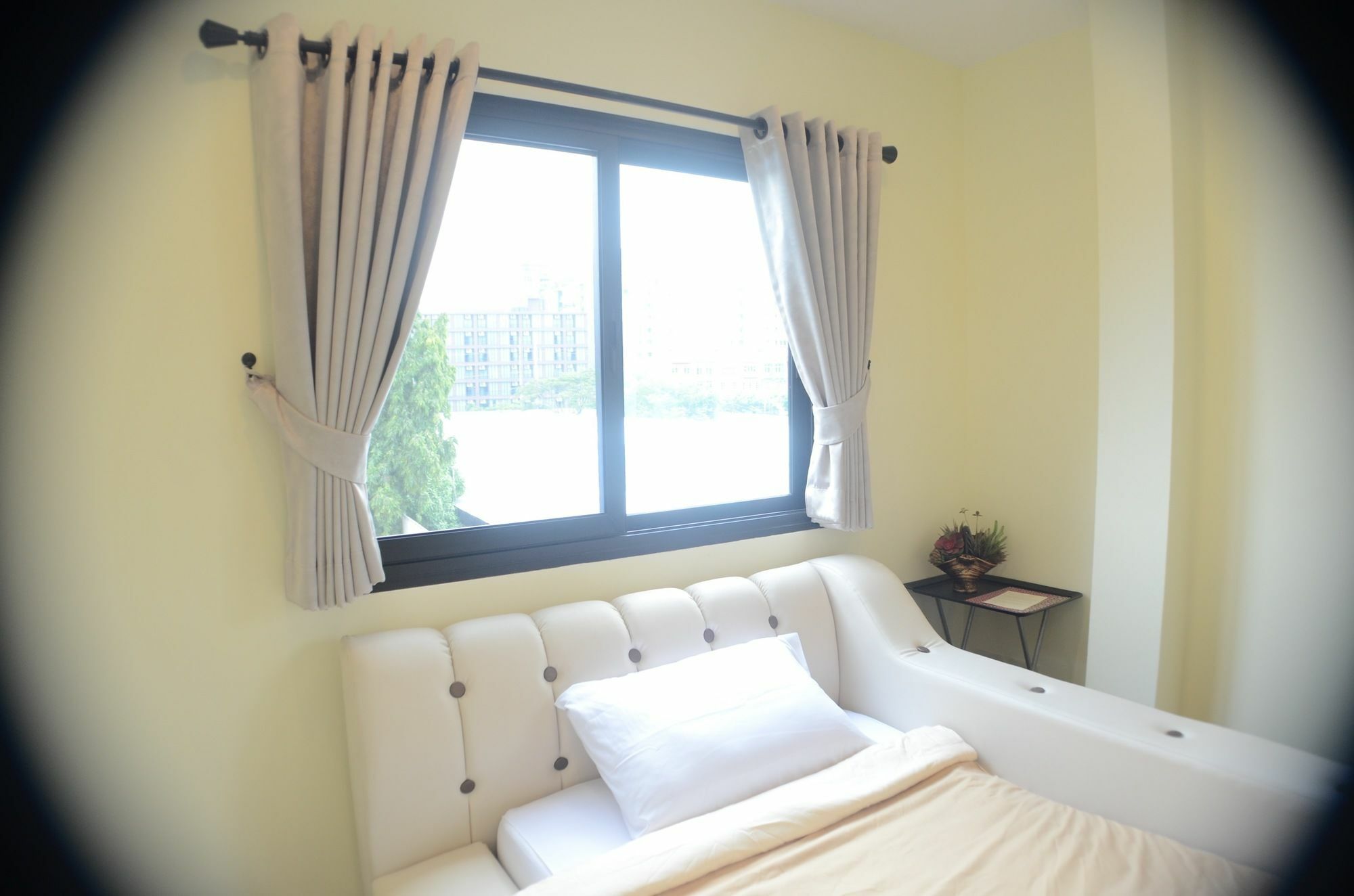 4 Bedroom House At Skytrain Bangkok Bagian luar foto