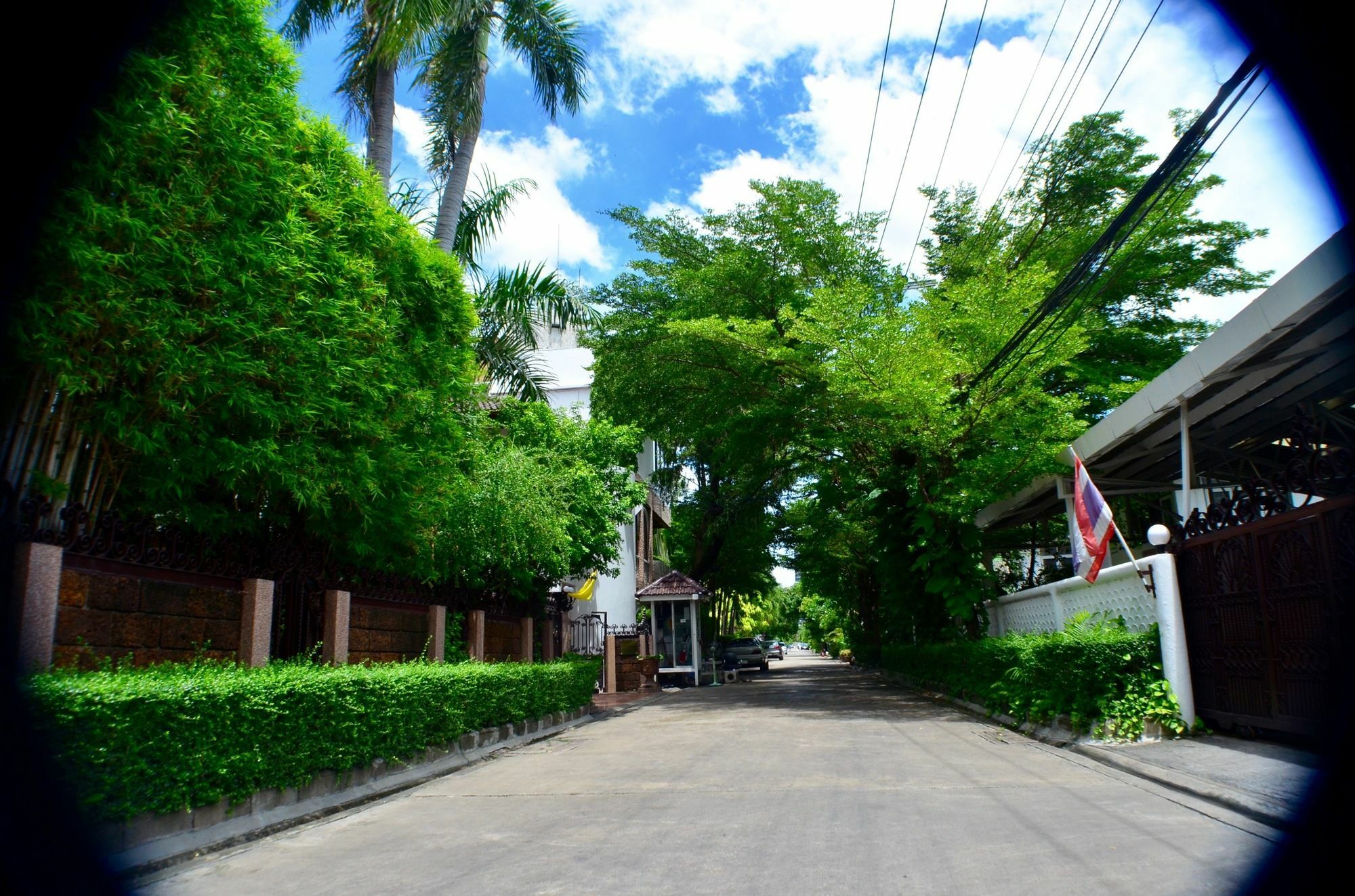 4 Bedroom House At Skytrain Bangkok Bagian luar foto