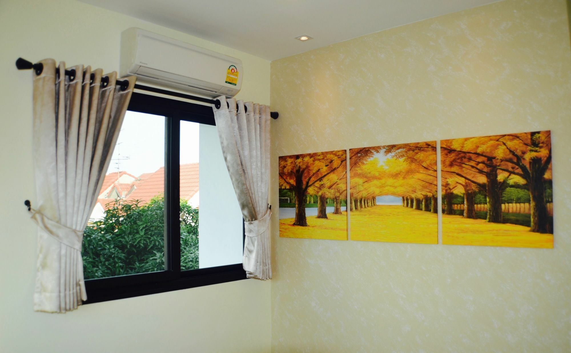 4 Bedroom House At Skytrain Bangkok Bagian luar foto